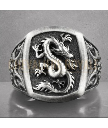 Chevalière en argent massif sur mesure avec dragon japonais le concept de la Pate a emporter 