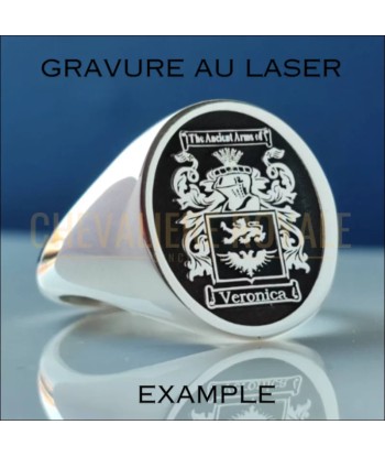 Chevalière Artisanale: Gravure Main & Laser, Éclat 14 Carats Dans la société mordern