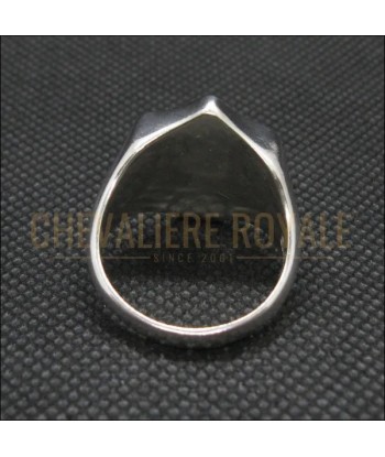 Artisanat Exquis : Bague Chevalière Fleur de lys en Argent Massif acheter en ligne