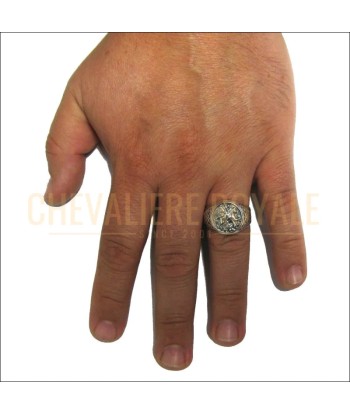 Bague Chevalière Homme St George en Argent Massif est présent 