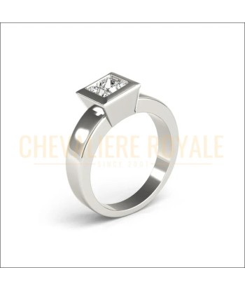 Bague Chevalière Femme avec Pierre Solitaire soldes