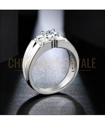 Bague chevalière de moissanite de forme ronde de 1,5 mm plus qu'un jeu 